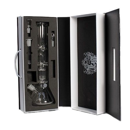 Kofferbong Black Leaf mit Eis kerben